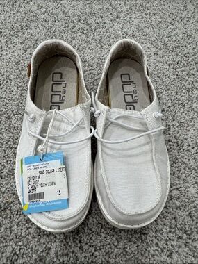 Hey Dude Wendy Youth Linen White Kids size 13